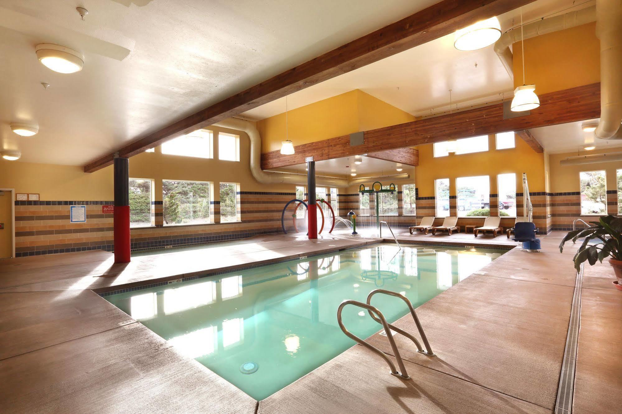 Driftwood Shores Resort Florence Buitenkant foto